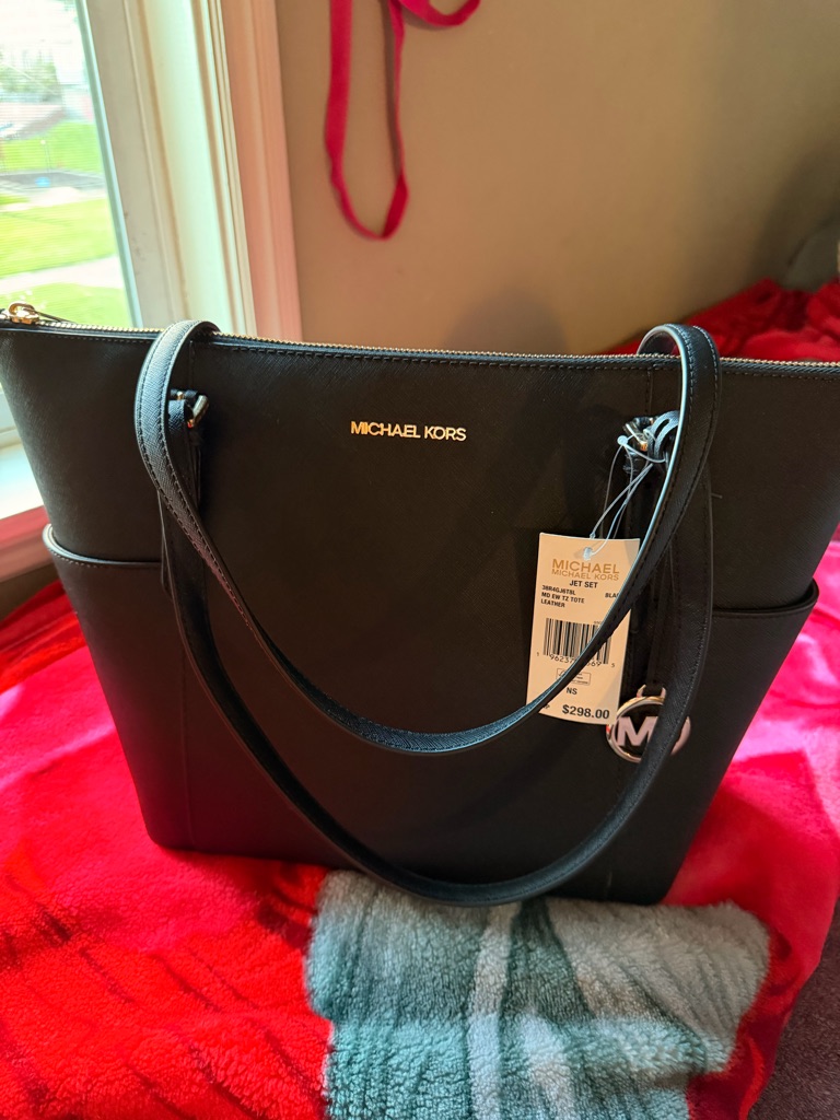 Michael Kors Black Saffiano Leather Tote With Gold Logo